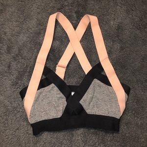 ARITZIA COMMUNITY SPORTS BRA